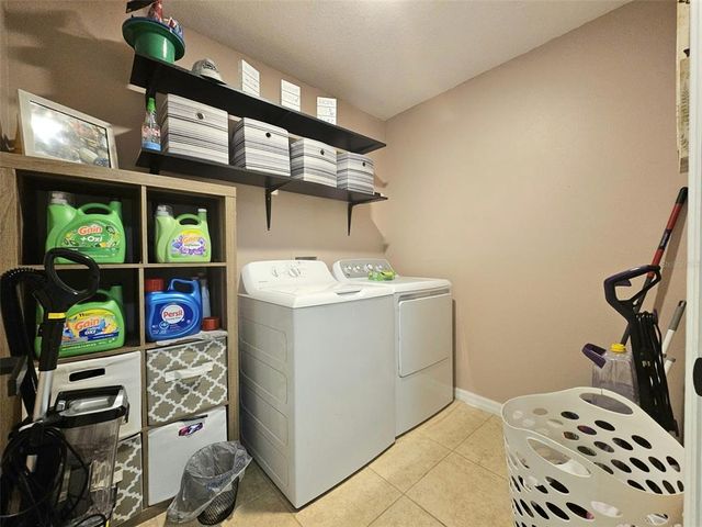 2015 BARSTOW LN, Dundee, FL 33838