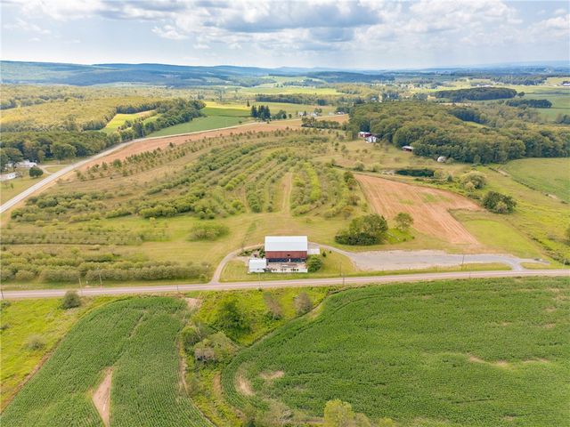 162 Black Bear Run, Stonycreek Twp, PA 15530