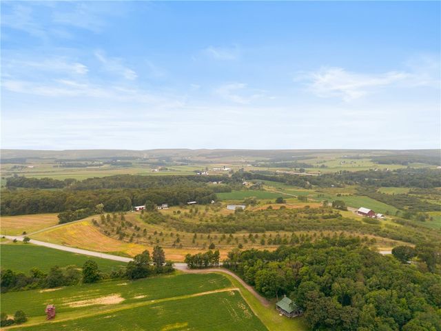 162 Black Bear Run, Stonycreek Twp, PA 15530