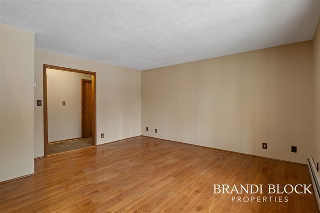 14300 Tisdel Avenue, Cedar Springs, MI 49319