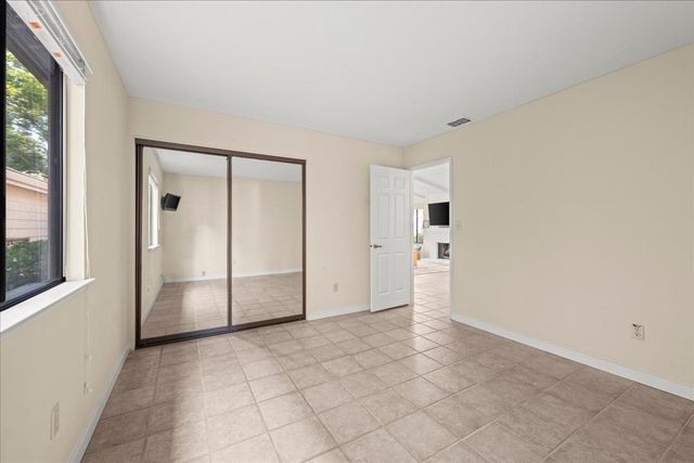8113 Red Sherry Ln, Fair Oaks, CA 95628