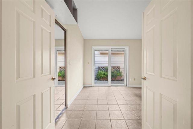 8113 Red Sherry Ln, Fair Oaks, CA 95628