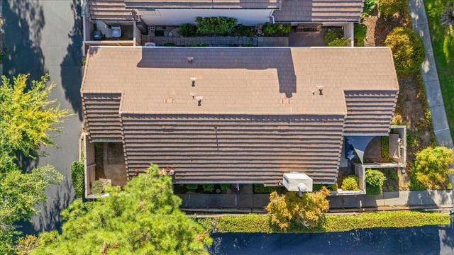 8113 Red Sherry Ln, Fair Oaks, CA 95628