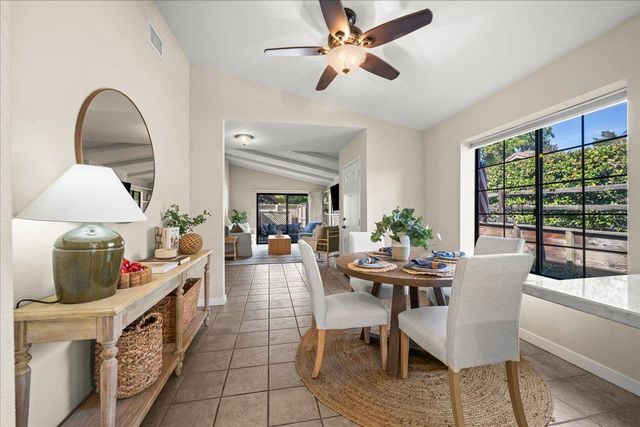 8113 Red Sherry Ln, Fair Oaks, CA 95628
