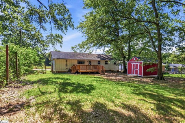 711 Hellams Street, Fountain Inn, SC 29644