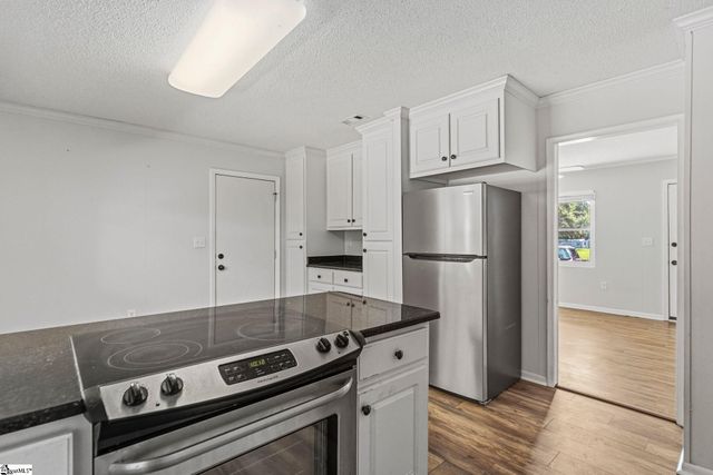 711 Hellams Street, Fountain Inn, SC 29644