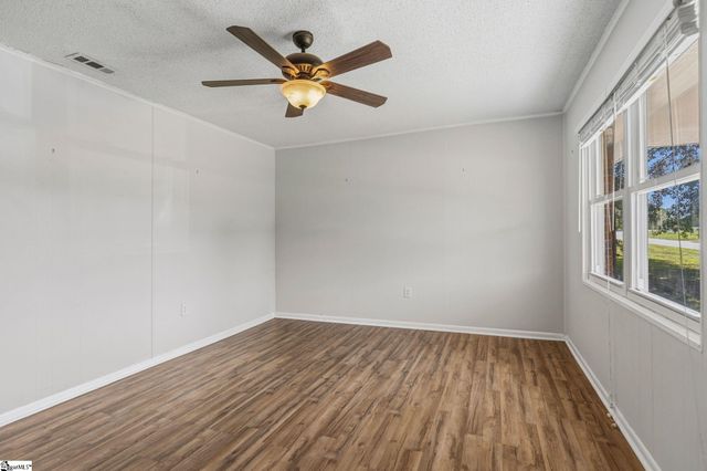 711 Hellams Street, Fountain Inn, SC 29644