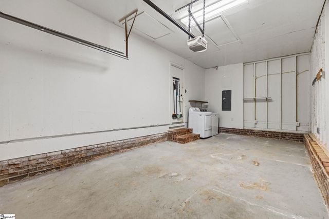 711 Hellams Street, Fountain Inn, SC 29644