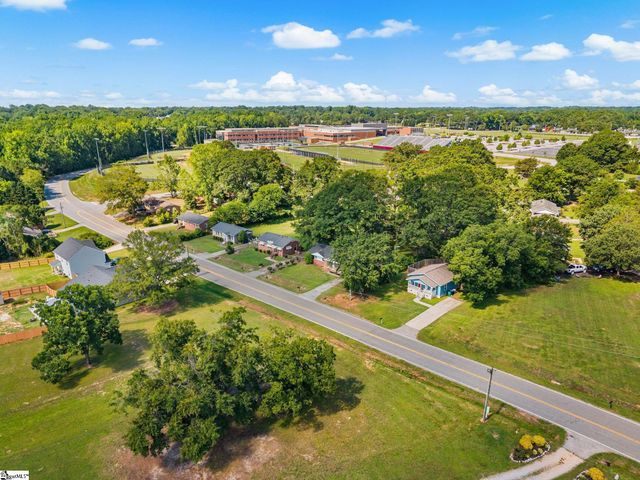 711 Hellams Street, Fountain Inn, SC 29644