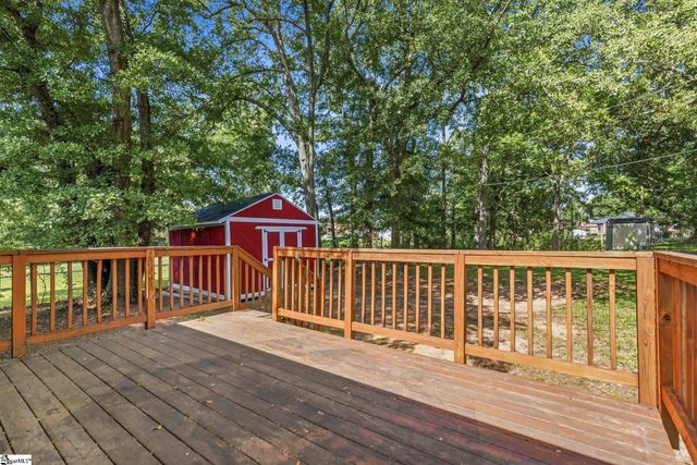 711 Hellams Street, Fountain Inn, SC 29644