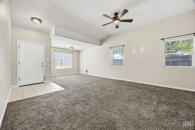 4414 Sun Devils Avenue, Bakersfield, CA 93313
