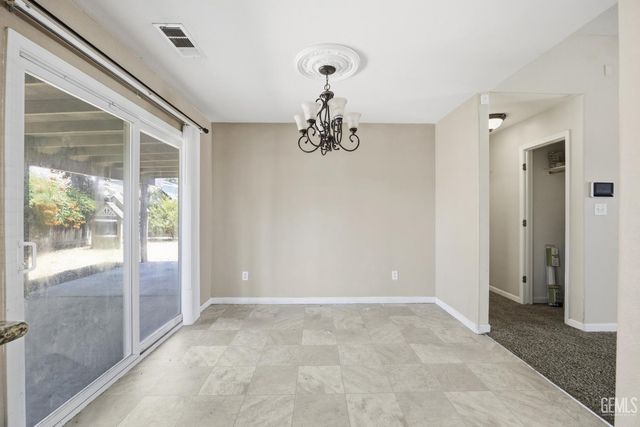 4414 Sun Devils Avenue, Bakersfield, CA 93313