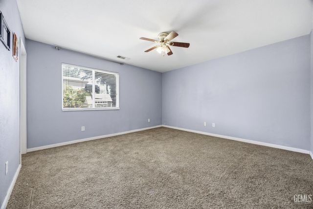 4414 Sun Devils Avenue, Bakersfield, CA 93313