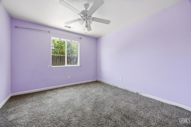 4414 Sun Devils Avenue, Bakersfield, CA 93313