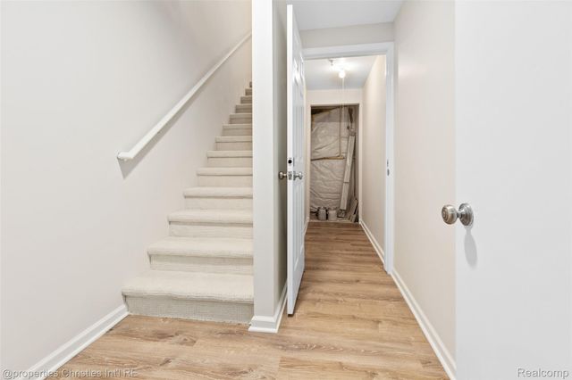 29426 Glen Oaks Boulevard W, Farmington Hills, MI 48334