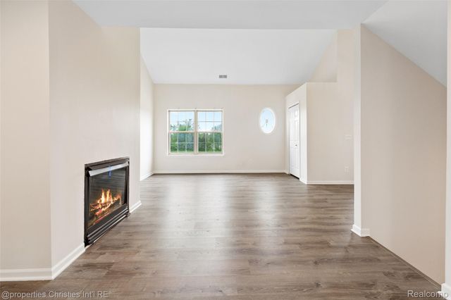 29426 Glen Oaks Boulevard W, Farmington Hills, MI 48334