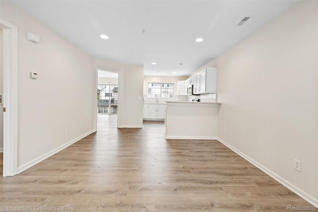 29426 Glen Oaks Boulevard W, Farmington Hills, MI 48334