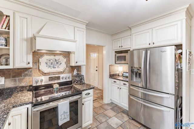 605 E Pryor Street, Athens, AL 35611