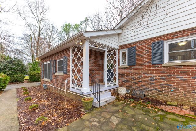 605 E Pryor Street, Athens, AL 35611