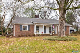 605 E Pryor Street, Athens, AL 35611