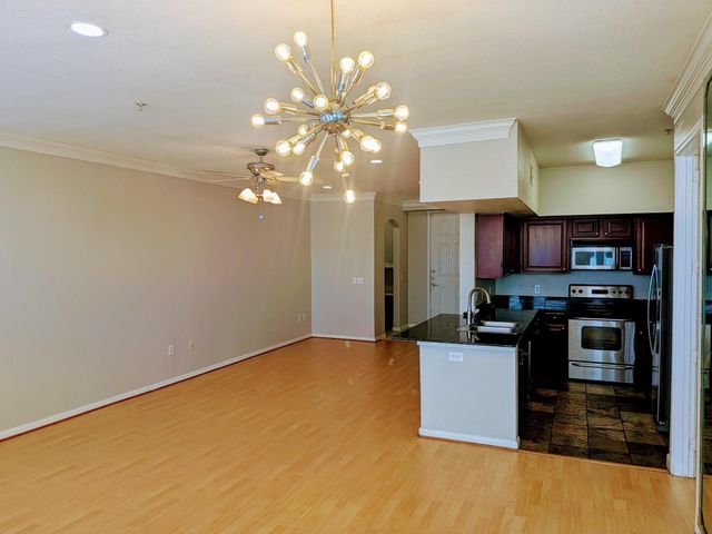 7575 Kirby Drive 2416, Houston, TX 77030