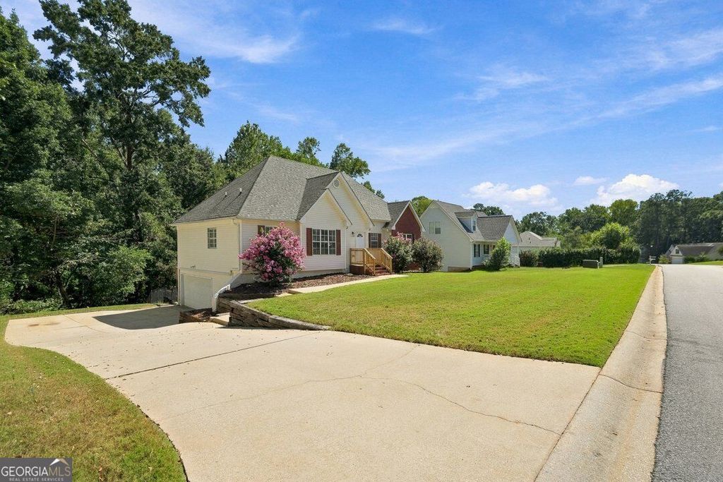 270 Forest Brook Drive, Covington, GA 30016 — photo 2