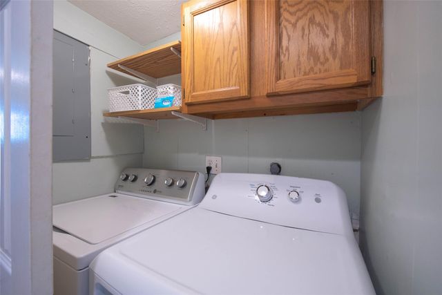 2940 Laguna Drive, Crystal Beach, TX 77650