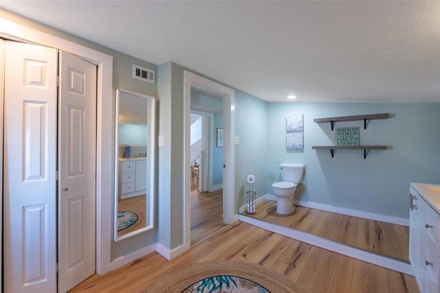 2940 Laguna Drive, Crystal Beach, TX 77650