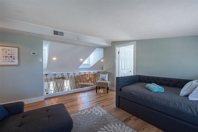 2940 Laguna Drive, Crystal Beach, TX 77650