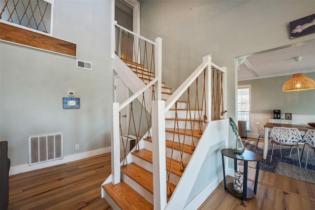 2940 Laguna Drive, Crystal Beach, TX 77650