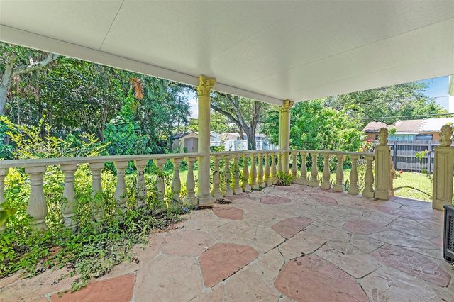 2970 Griffin Rd, Dania Beach, FL 33312