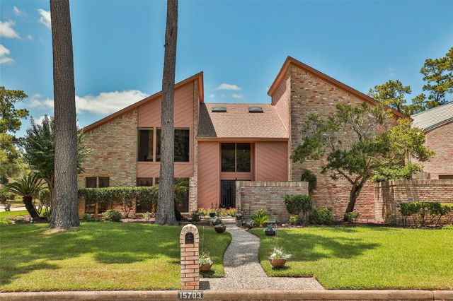15703 Winding Moss Drive, Houston, TX 77068