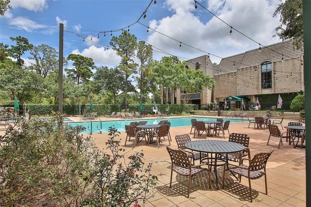 15703 Winding Moss Drive, Houston, TX 77068
