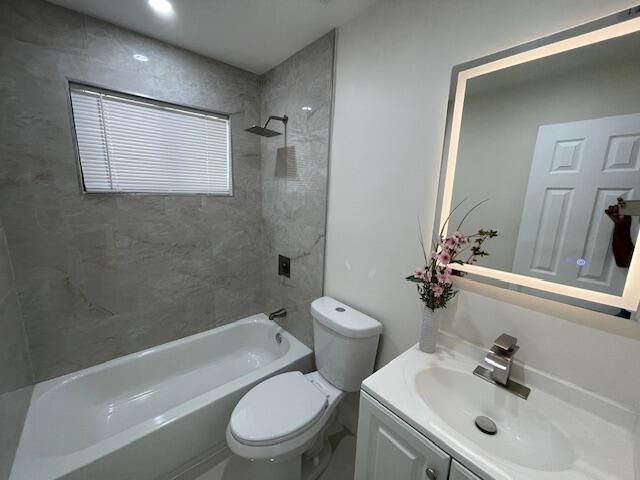 770 NW 40th Street, Oakland Park, FL 33309