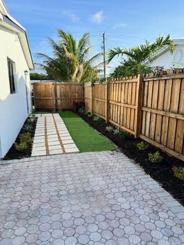 770 NW 40th Street, Oakland Park, FL 33309