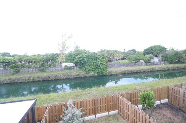 29208 SW 163rd Ct, Homestead, FL 33033