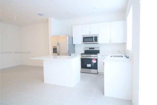 29208 SW 163rd Ct, Homestead, FL 33033