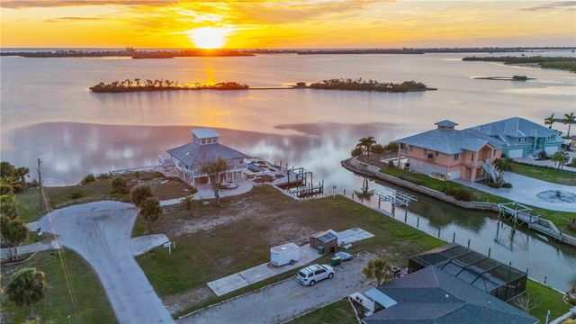 1908 MICHIGAN AVENUE, Englewood, FL 34224