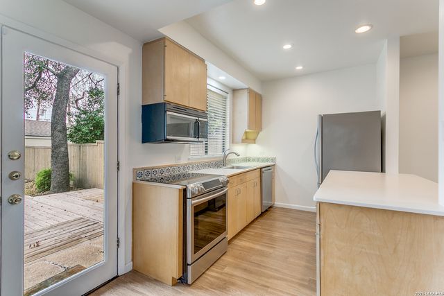 128 Montclair, San Antonio, TX 78209