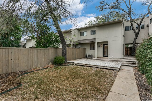 128 Montclair, San Antonio, TX 78209