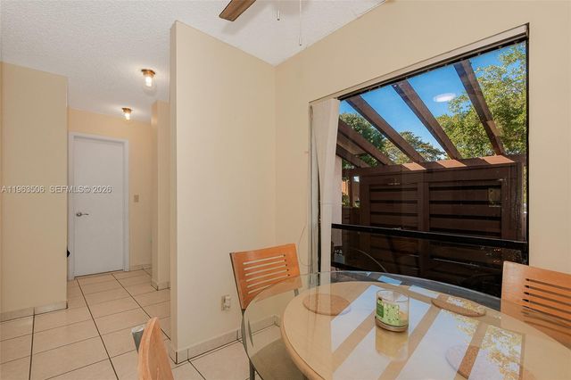 840 SW 120th Way, Davie, FL 33325