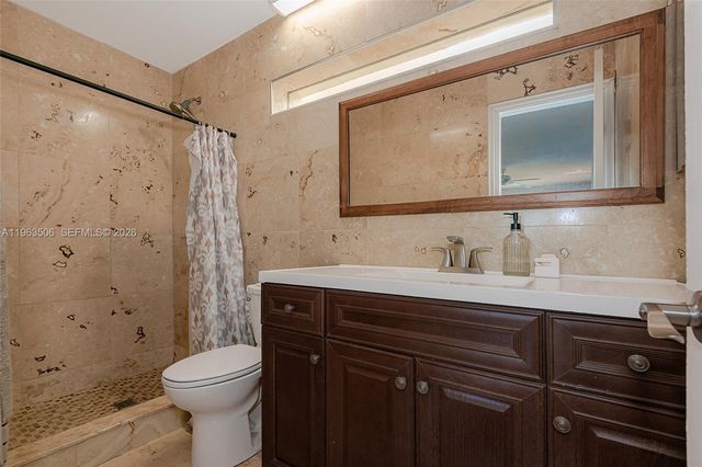 840 SW 120th Way, Davie, FL 33325