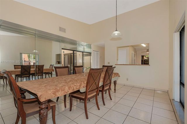 840 SW 120th Way, Davie, FL 33325