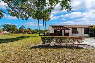 840 SW 120th Way, Davie, FL 33325