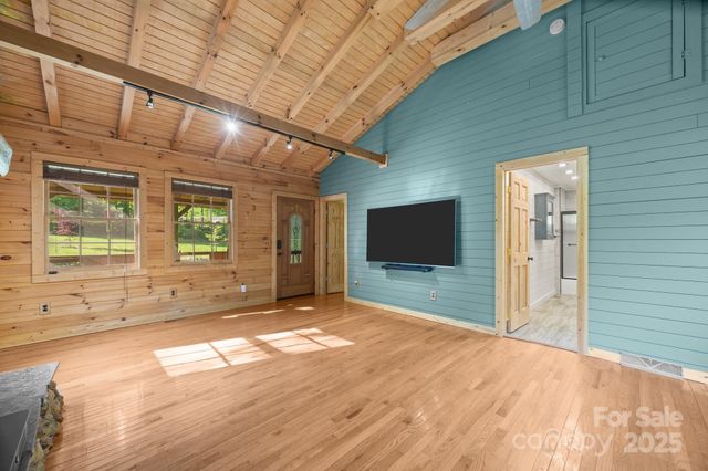 18560 NC 209 Highway, Hot Springs, NC 28743