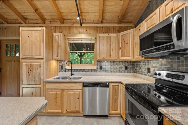 18560 NC 209 Highway, Hot Springs, NC 28743