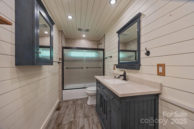 18560 NC 209 Highway, Hot Springs, NC 28743