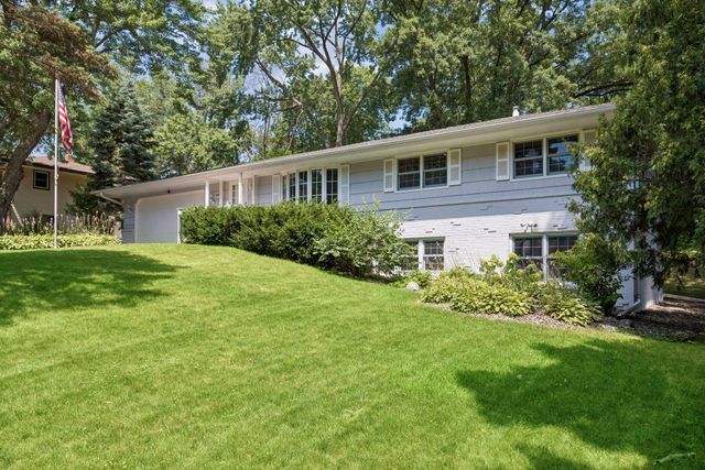 14110 Bellevue Drive, Minnetonka, MN 55345
