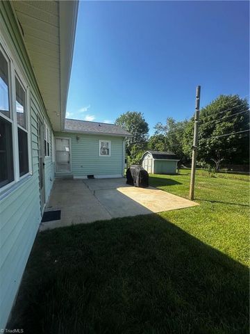 264 Fairplains Road, North Wilkesboro, NC 28659