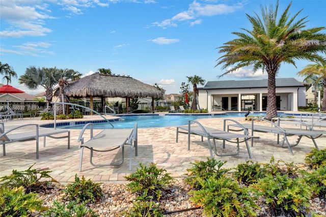 992 Leasder Street, Davenport, FL 33896